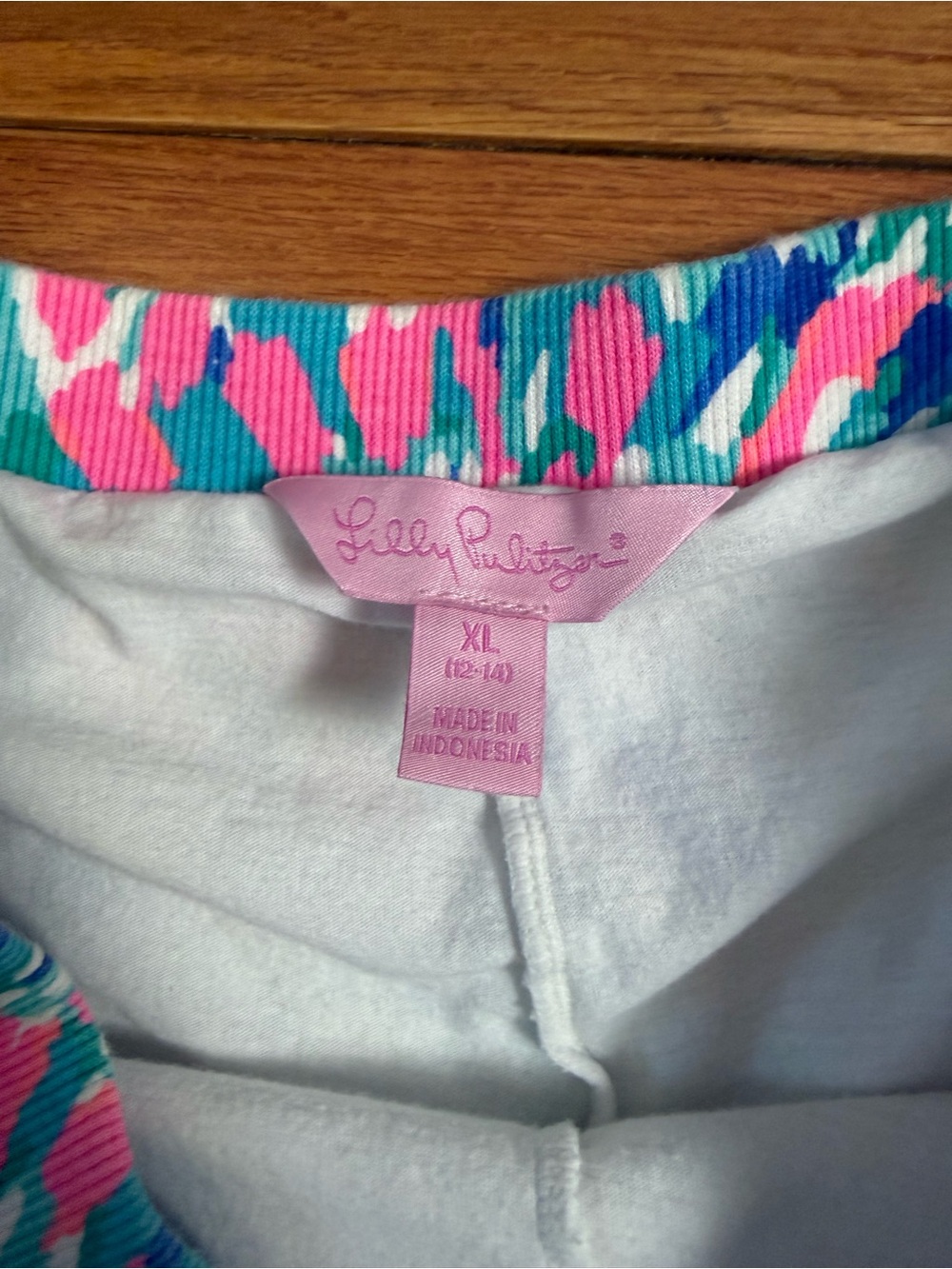 Lilly Pulitzer Mini Carlita Set in ‘Tiki Pink Shake it Up’ - Picture 5 of 11